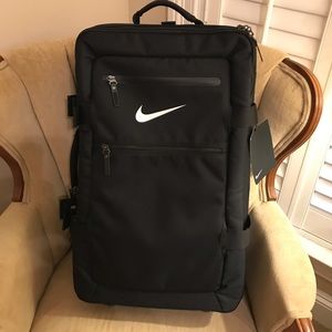 Nike Cabin Roller Travel Bag